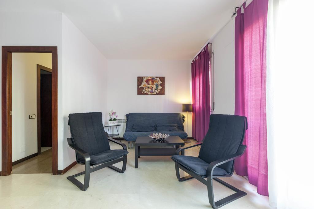 Apartment Sagrada Familia Barselona Oda fotoğraf